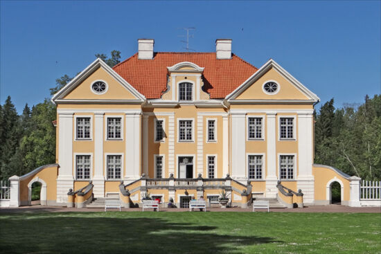 Palmse_mõisa_härrastemaja_2012